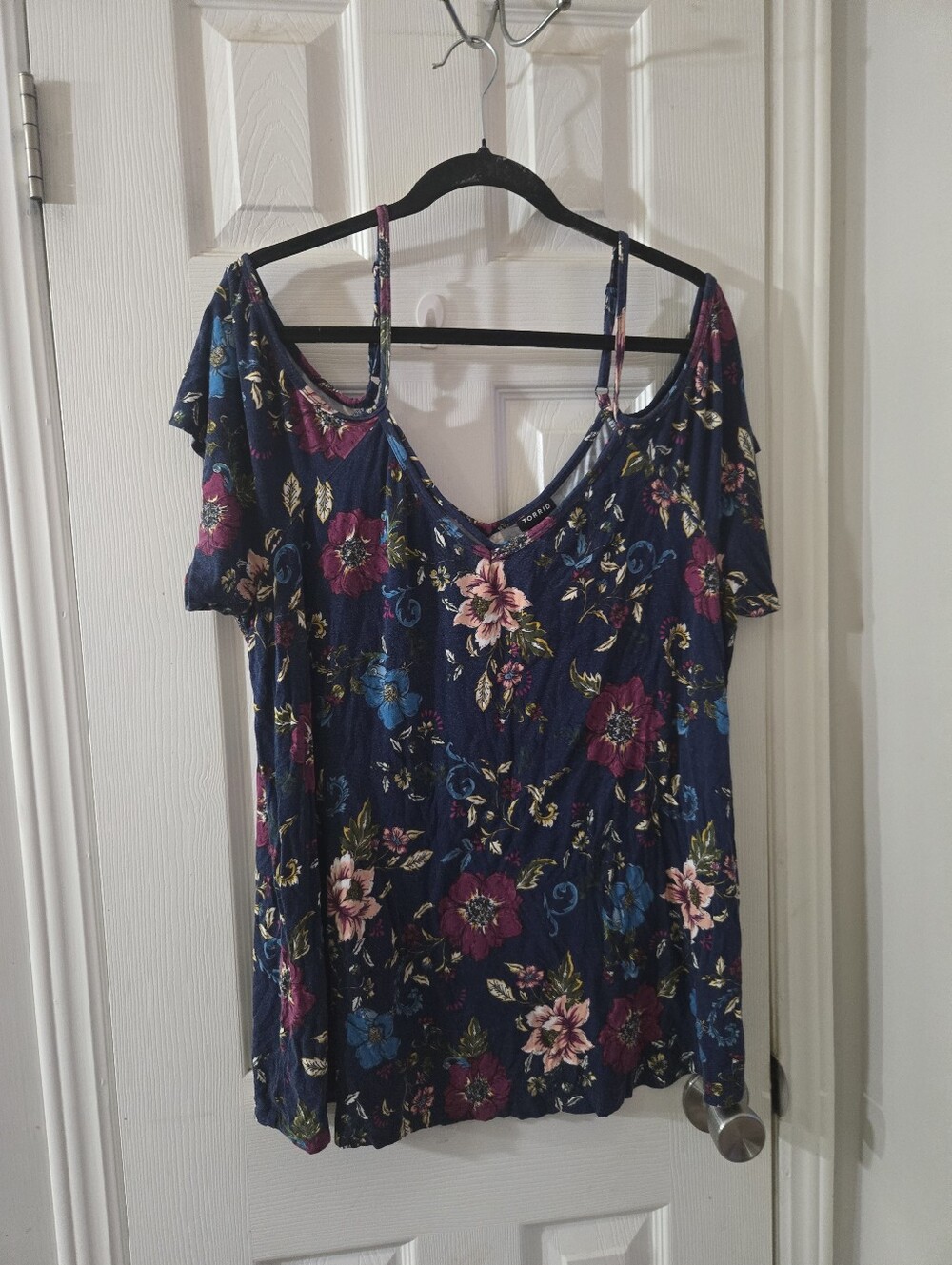 2x Torrid knit top